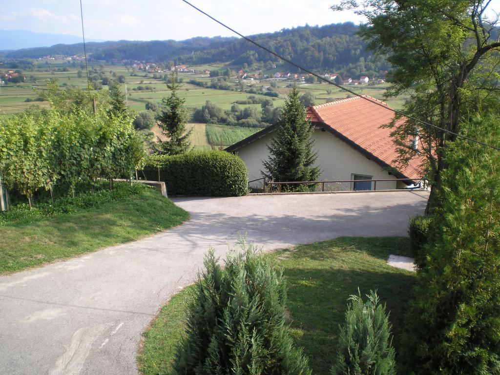 Apartments Country House Stipica Tuheljske Toplice Exterior photo