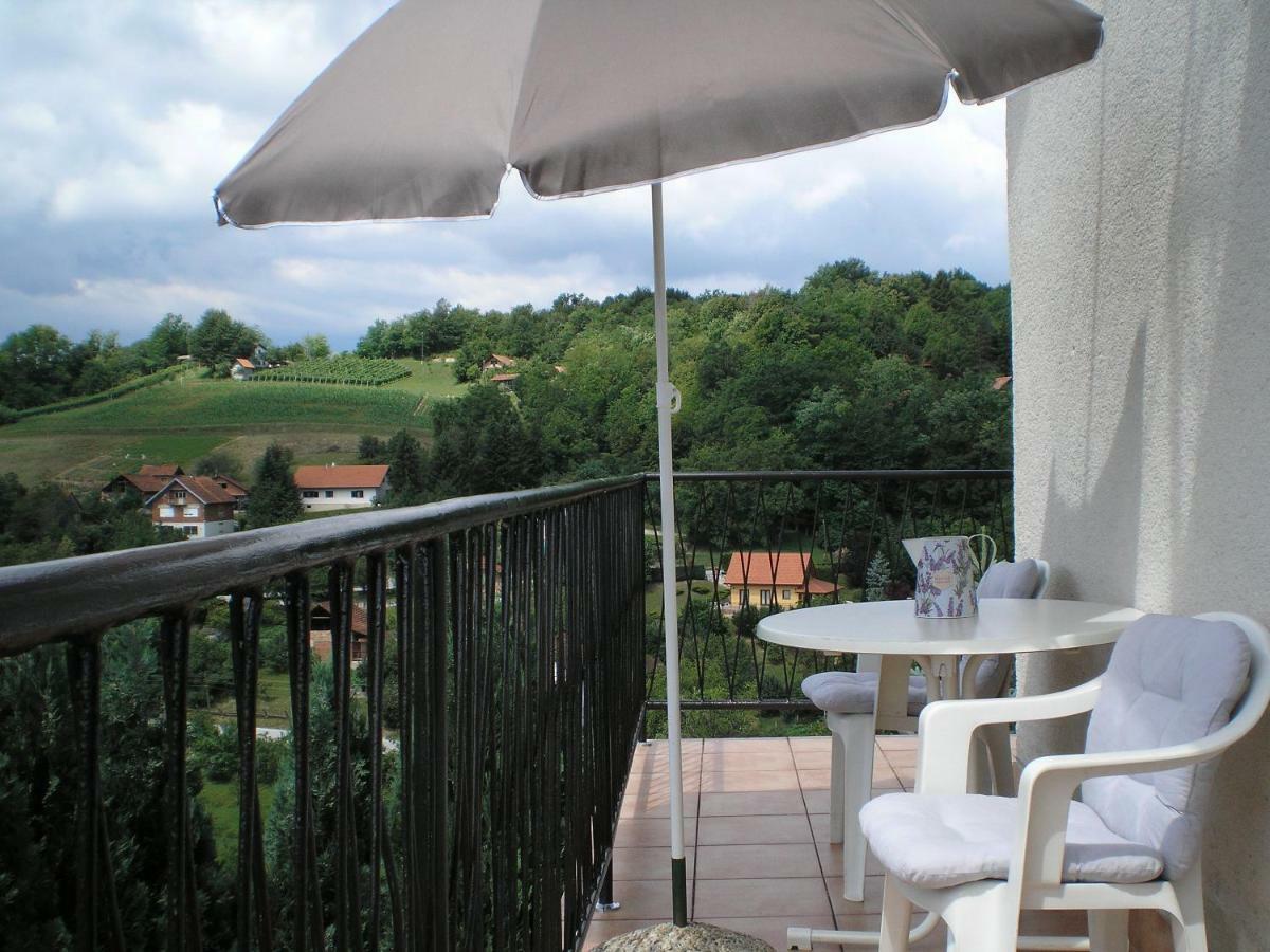 Apartments Country House Stipica Tuheljske Toplice Exterior photo