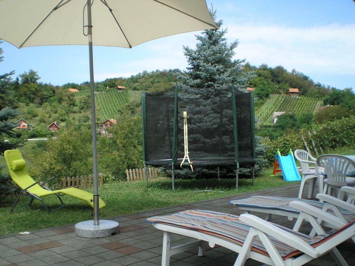 Apartments Country House Stipica Tuheljske Toplice Exterior photo
